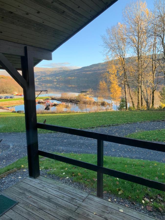 Milton Bay Luxury Lodge Wrapped In Exceptional Scenery Morenish Exterior photo